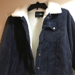 Fashion nova jacket size large more like a small/medium only wore once!